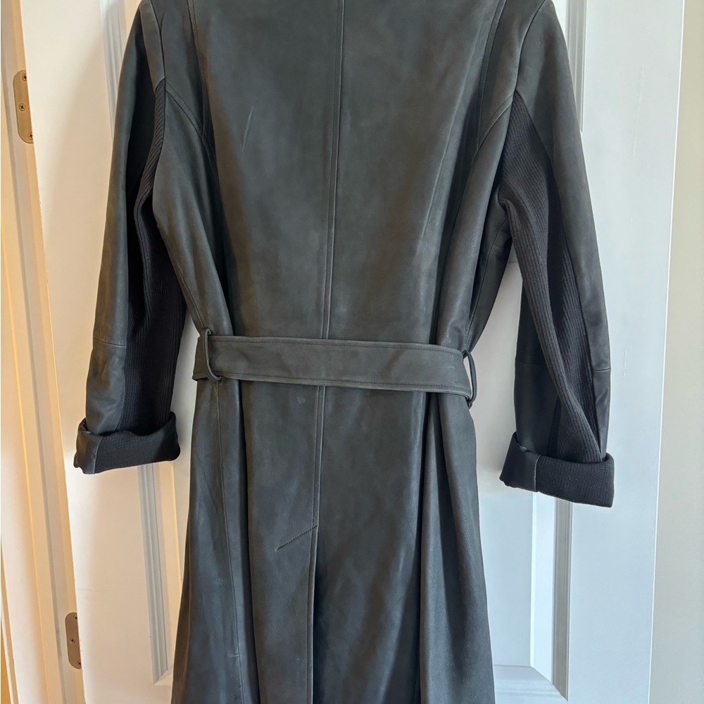 Elie Tahari charcoal leather midlength winter coat. Excellent condition - Picture 2 of 3